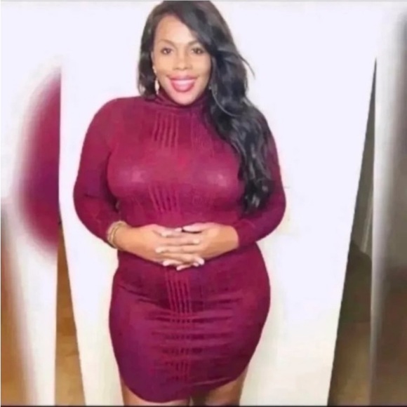 Burgundy Rib BODY CON DRESS - Picture 3 of 8